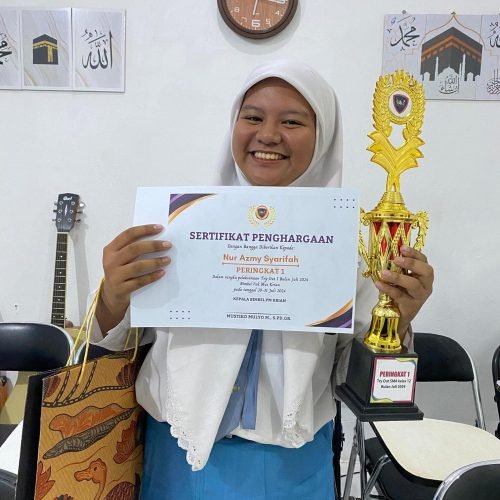 peringkat 1 sma 12